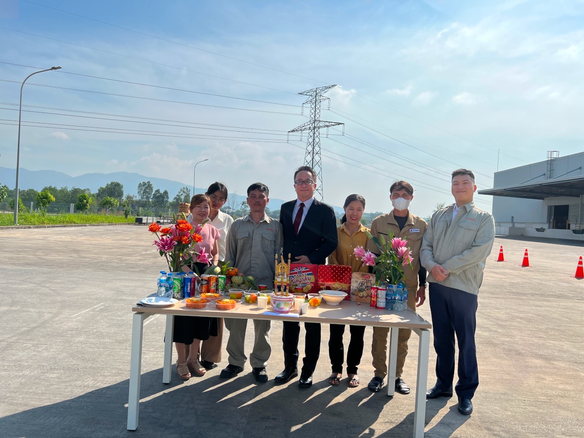 ASNOVA VIETNAMいよいよ機材センター稼働！安全祈願祭を実施！